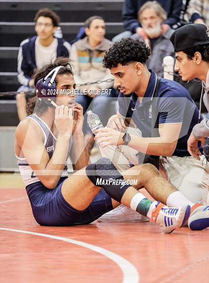 Thumbnail 3 in 56th Akron Holiday Tournament (Quarterfinals) photogallery.
