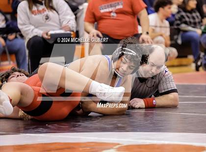 Thumbnail 1 in 56th Akron Holiday Tournament (Quarterfinals) photogallery.