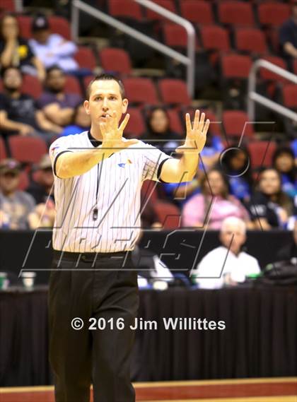Thumbnail 2 in Scottsdale Christian Academy vs. Estrella Foothills  (AIA D3 Final) photogallery.