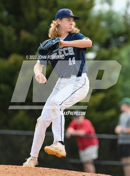 Thumbnail 2 in Green Hill vs Beech (TSSAA 4A Regionals) photogallery.