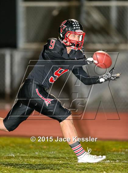 Thumbnail 1 in Palos Verdes vs. Mira Costa (CIF-SS Semifinal) photogallery.
