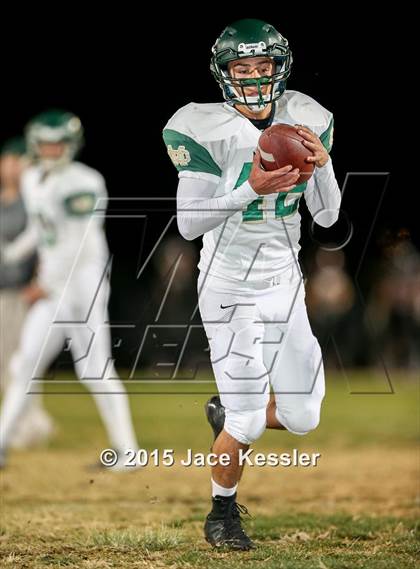 Thumbnail 2 in Palos Verdes vs. Mira Costa (CIF-SS Semifinal) photogallery.