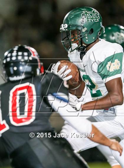 Thumbnail 3 in Palos Verdes vs. Mira Costa (CIF-SS Semifinal) photogallery.