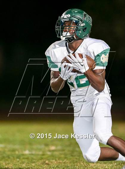 Thumbnail 1 in Palos Verdes vs. Mira Costa (CIF-SS Semifinal) photogallery.