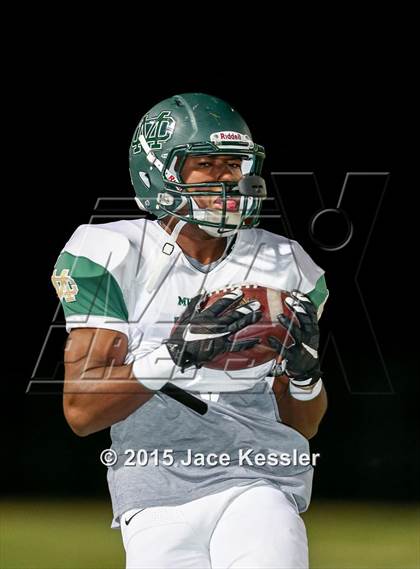 Thumbnail 3 in Palos Verdes vs. Mira Costa (CIF-SS Semifinal) photogallery.