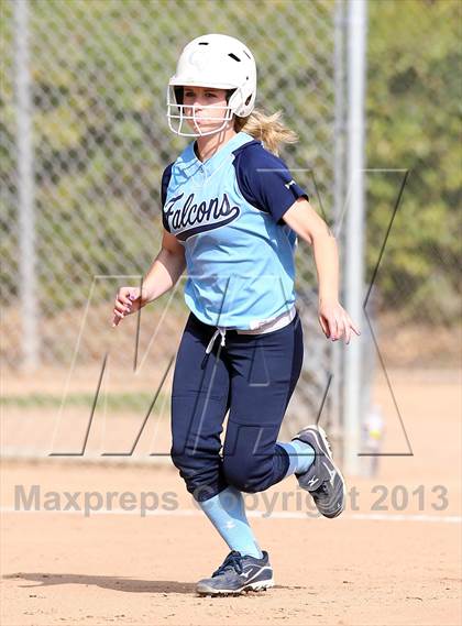 Thumbnail 3 in Crescenta Valley @ Burbank photogallery.