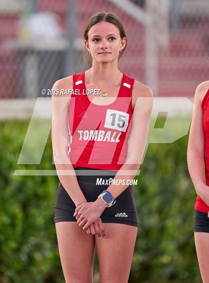 Thumbnail 3 in Dog Pound Invitational (1600 Meter) photogallery.
