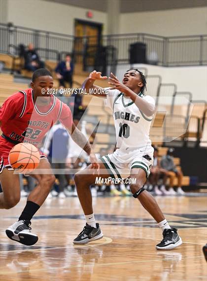 Thumbnail 1 in Langston Hughes vs. North Gwinnett (Lemon Street Classic) photogallery.