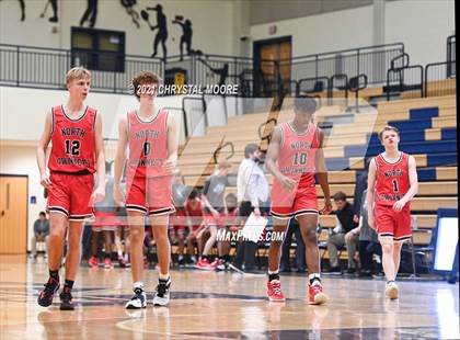 Thumbnail 3 in Langston Hughes vs. North Gwinnett (Lemon Street Classic) photogallery.