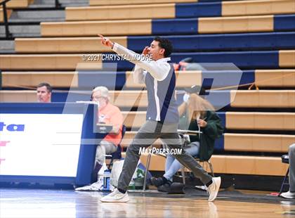 Thumbnail 2 in Langston Hughes vs. North Gwinnett (Lemon Street Classic) photogallery.