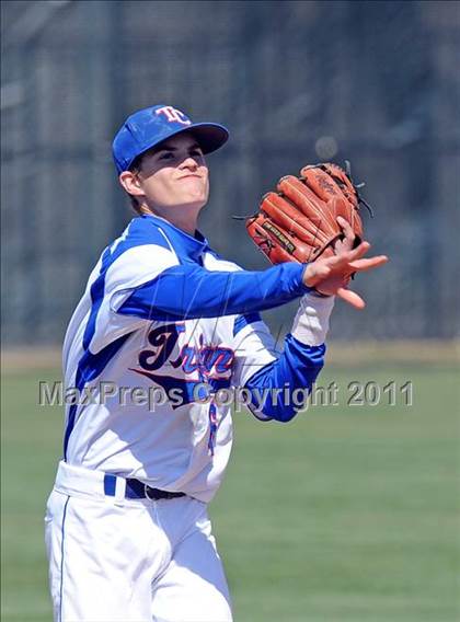 Thumbnail 2 in Belton @ Trinity Christian (Scotland Yard Classic) photogallery.
