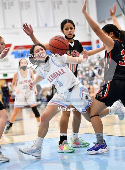 Thumbnail 1 in Aragon vs. Hillsdale (CIF CCS D2 Championship) photogallery.