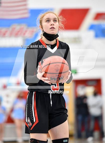 Thumbnail 3 in Aragon vs. Hillsdale (CIF CCS D2 Championship) photogallery.