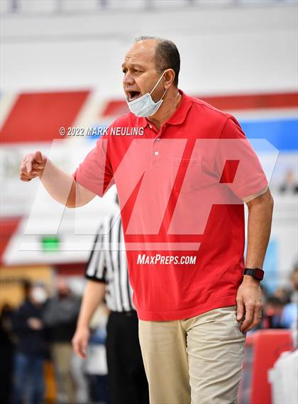 Thumbnail 3 in Aragon vs. Hillsdale (CIF CCS D2 Championship) photogallery.