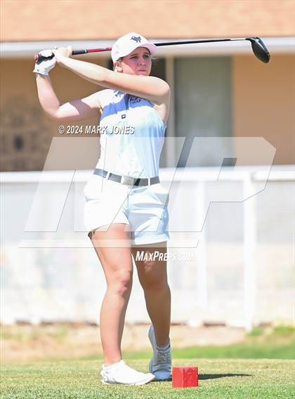 Thumbnail 3 in Metro Invitational Golf Tournament photogallery.