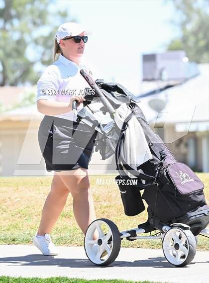 Thumbnail 3 in Metro Invitational Golf Tournament photogallery.