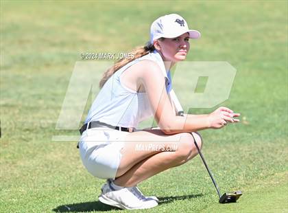 Thumbnail 2 in Metro Invitational Golf Tournament photogallery.