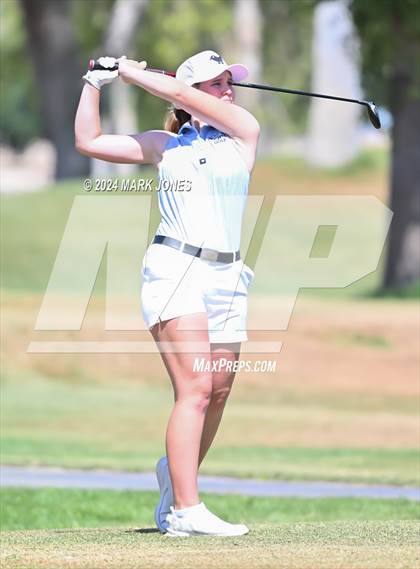 Thumbnail 3 in Metro Invitational Golf Tournament photogallery.