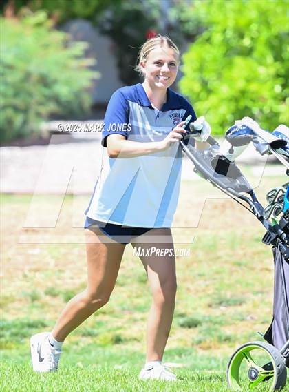 Thumbnail 2 in Metro Invitational Golf Tournament photogallery.