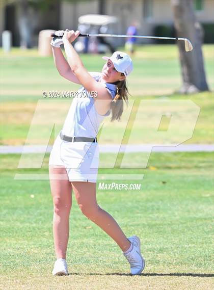 Thumbnail 3 in Metro Invitational Golf Tournament photogallery.