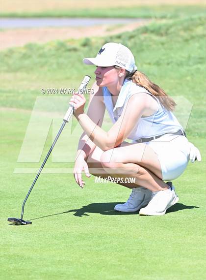 Thumbnail 3 in Metro Invitational Golf Tournament photogallery.