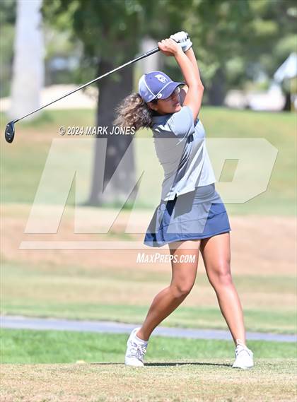 Thumbnail 3 in Metro Invitational Golf Tournament photogallery.