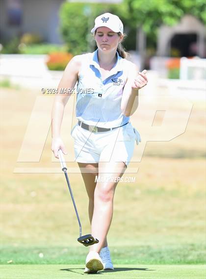 Thumbnail 3 in Metro Invitational Golf Tournament photogallery.
