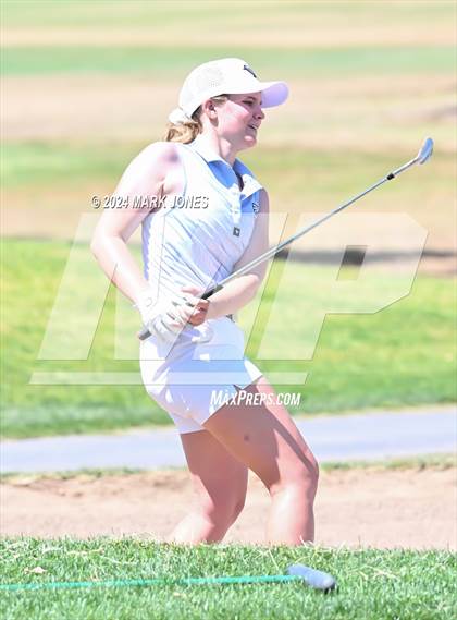 Thumbnail 3 in Metro Invitational Golf Tournament photogallery.