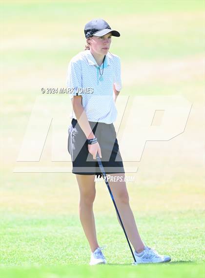 Thumbnail 3 in Metro Invitational Golf Tournament photogallery.