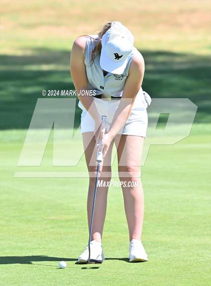 Thumbnail 2 in Metro Invitational Golf Tournament photogallery.