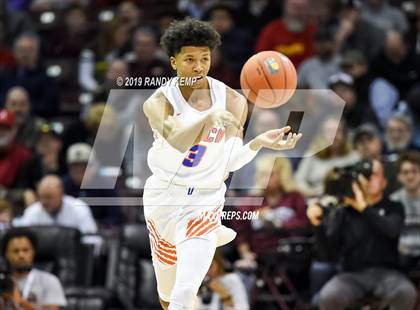Thumbnail 2 in Sunrise Christian Academy vs Rainier Beach (Bass Pro Shop Tournament of Champions) photogallery.