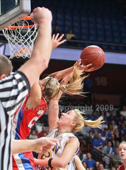 Thumbnail 3 in Berlin vs. Bacon Academy (CIAC Class M Final) photogallery.