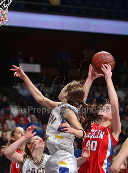Thumbnail 2 in Berlin vs. Bacon Academy (CIAC Class M Final) photogallery.