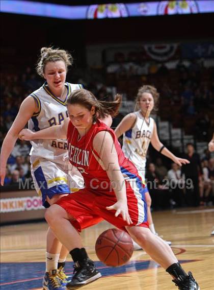 Thumbnail 2 in Berlin vs. Bacon Academy (CIAC Class M Final) photogallery.