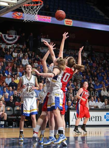 Thumbnail 1 in Berlin vs. Bacon Academy (CIAC Class M Final) photogallery.