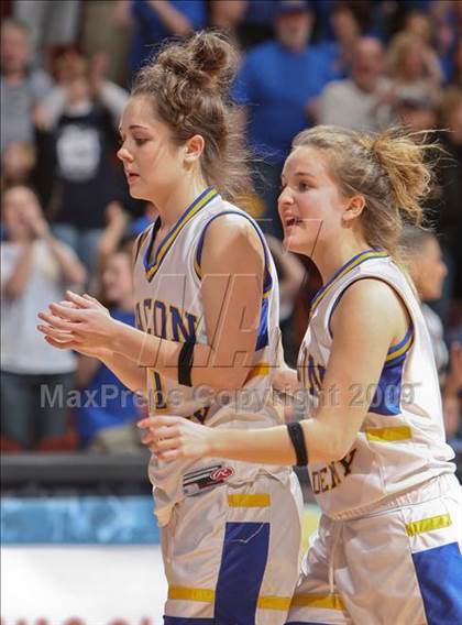 Thumbnail 3 in Berlin vs. Bacon Academy (CIAC Class M Final) photogallery.