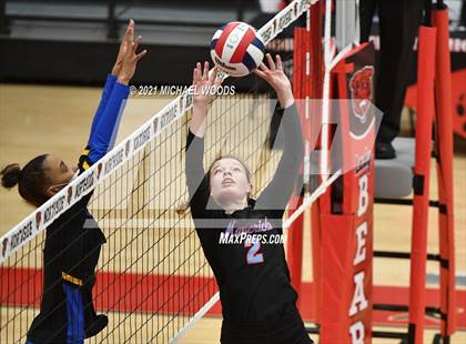 Thumbnail 3 in Southside vs. North Little Rock (AAA 6A First Round Playoff) photogallery.