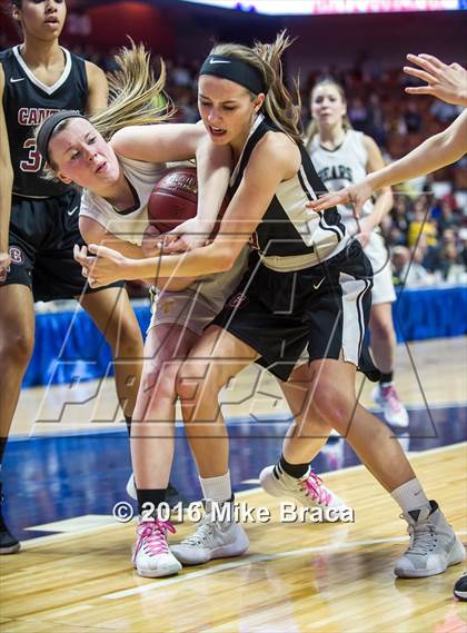 Thumbnail 3 in Canton vs. Thomaston (CIAC Class S Final) photogallery.