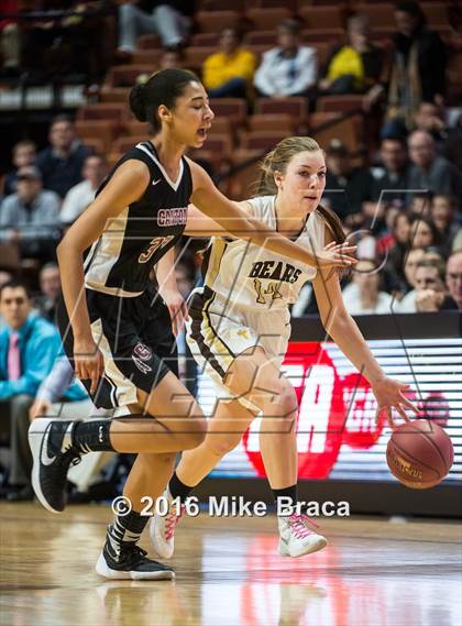 Thumbnail 2 in Canton vs. Thomaston (CIAC Class S Final) photogallery.