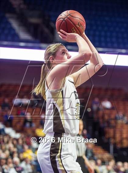Thumbnail 3 in Canton vs. Thomaston (CIAC Class S Final) photogallery.