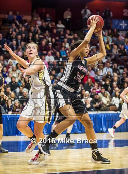 Thumbnail 3 in Canton vs. Thomaston (CIAC Class S Final) photogallery.