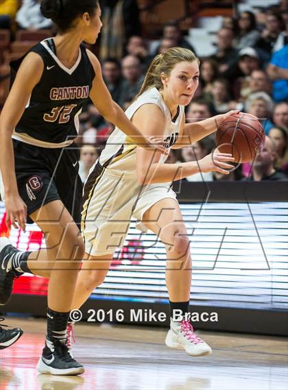 Thumbnail 3 in Canton vs. Thomaston (CIAC Class S Final) photogallery.