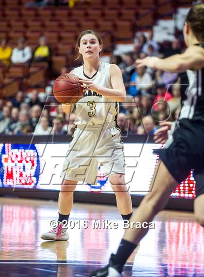 Thumbnail 2 in Canton vs. Thomaston (CIAC Class S Final) photogallery.