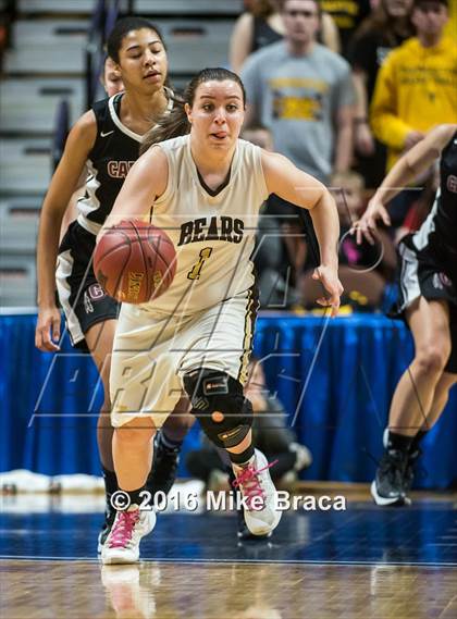 Thumbnail 2 in Canton vs. Thomaston (CIAC Class S Final) photogallery.