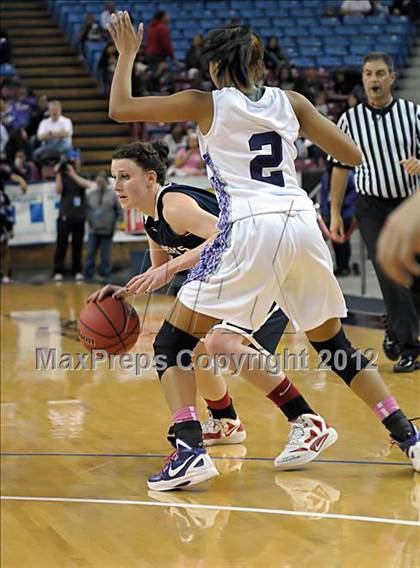 Thumbnail 2 in Modesto Christian vs. Sacramento (CIF SJS D3 Final) photogallery.