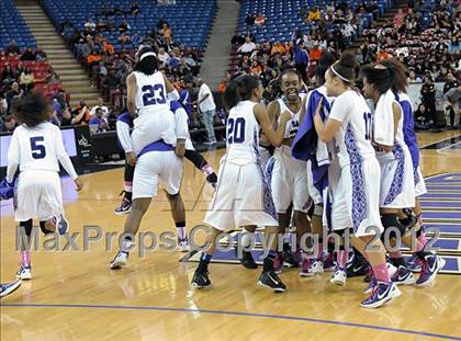 Thumbnail 1 in Modesto Christian vs. Sacramento (CIF SJS D3 Final) photogallery.