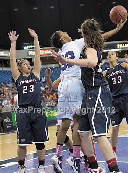 Thumbnail 2 in Modesto Christian vs. Sacramento (CIF SJS D3 Final) photogallery.