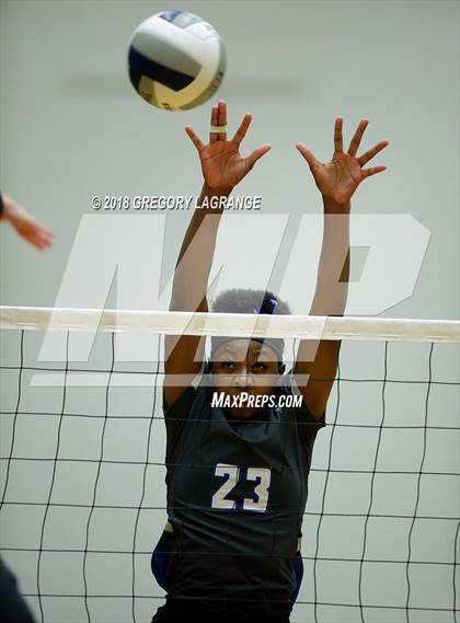 Thumbnail 1 in Weatherford vs. Carroll photogallery.