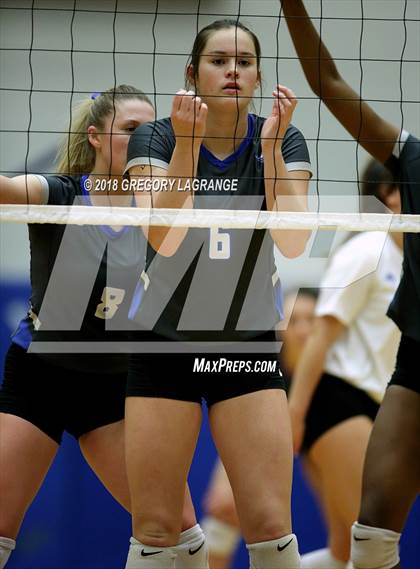 Thumbnail 3 in Weatherford vs. Carroll photogallery.