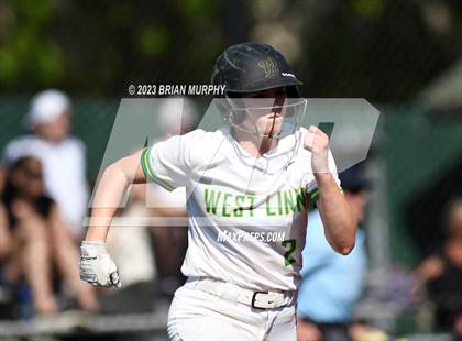 Thumbnail 1 in West Linn @ Jesuit photogallery.